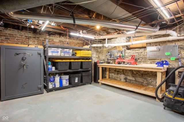 214 E St Joseph Street, Indianapolis, IN 46202