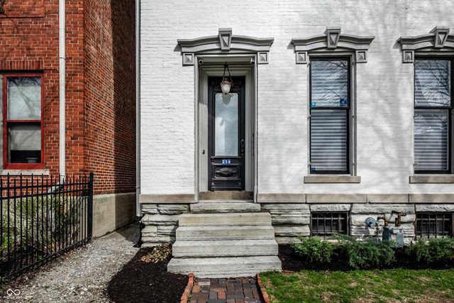 214 E St Joseph Street, Indianapolis, IN 46202