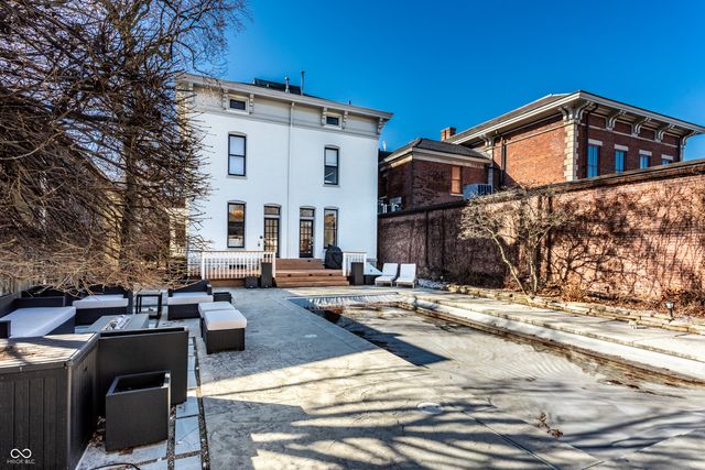 214 E St Joseph Street, Indianapolis, IN 46202