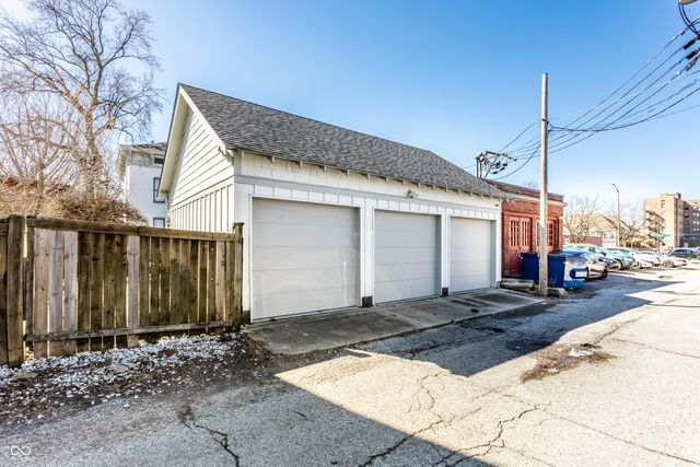 214 E St Joseph Street, Indianapolis, IN 46202