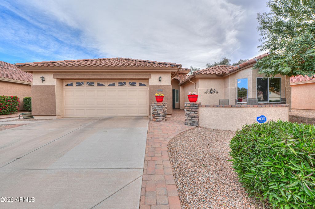 431 N SANTIAGO Trail, Casa Grande, AZ 85194 — photo 4