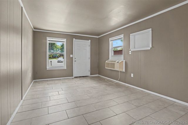 1616 S Park Street, Sapulpa, OK 74066