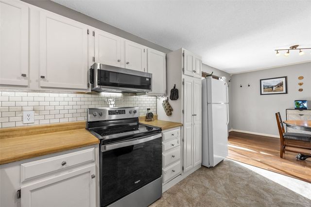 220 Summerhays, Tiffin, IA 52340