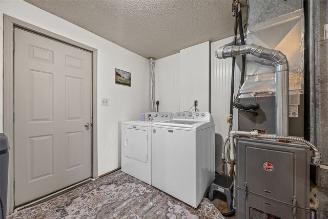 220 Summerhays, Tiffin, IA 52340