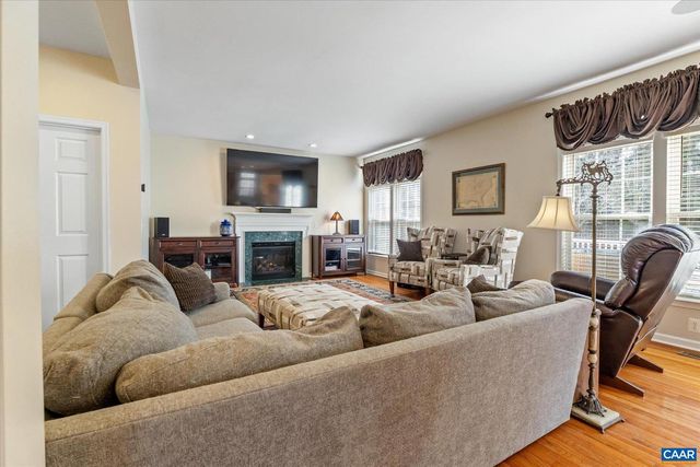 39 LAKEVIEW CT, Zion Crossroads, VA 22942