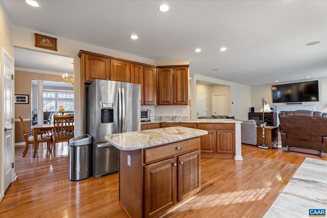 39 LAKEVIEW CT, Zion Crossroads, VA 22942