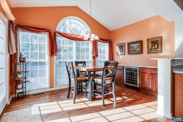 39 LAKEVIEW CT, Zion Crossroads, VA 22942