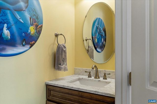 39 LAKEVIEW CT, Zion Crossroads, VA 22942