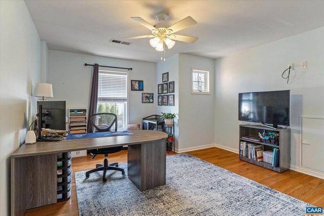 39 LAKEVIEW CT, Zion Crossroads, VA 22942