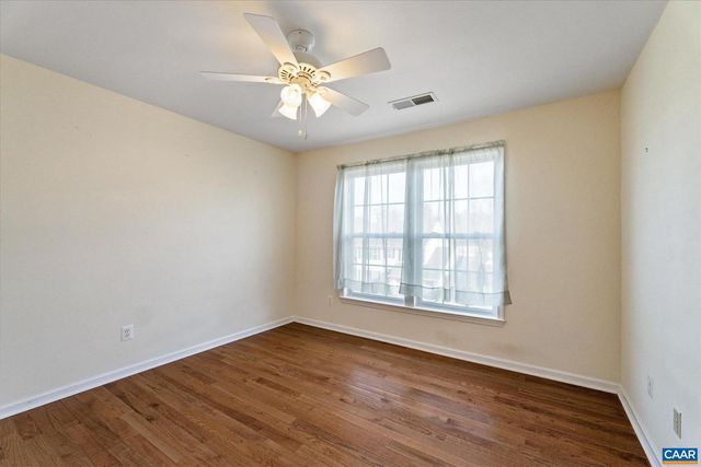 39 LAKEVIEW CT, Zion Crossroads, VA 22942