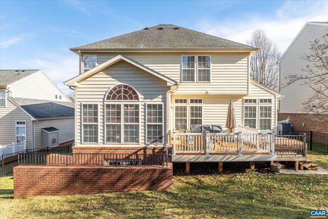 39 LAKEVIEW CT, Zion Crossroads, VA 22942