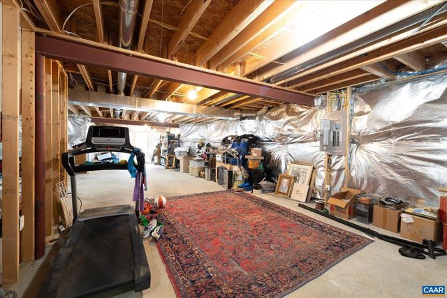 39 LAKEVIEW CT, Zion Crossroads, VA 22942