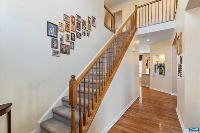 39 LAKEVIEW CT, Zion Crossroads, VA 22942