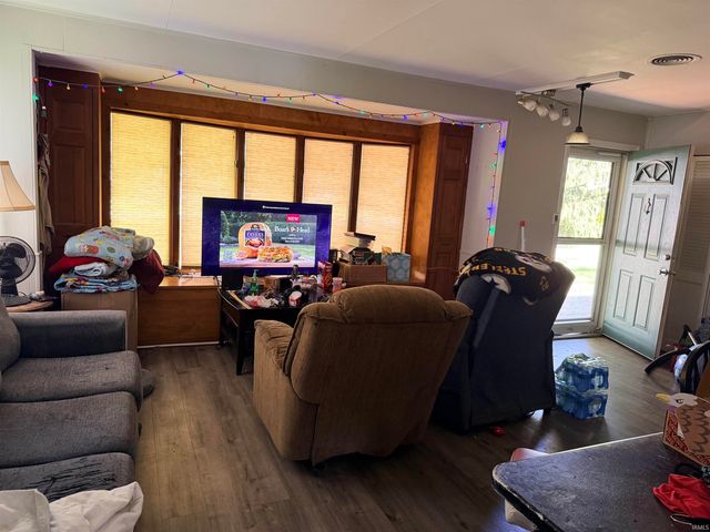 420 S Keesling Road, Muncie, IN 47304