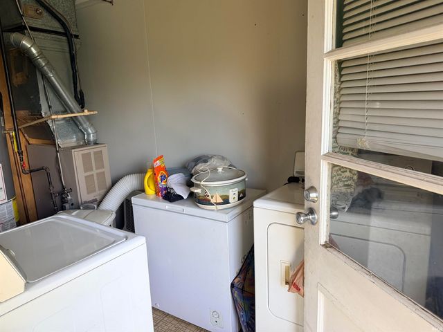 420 S Keesling Road, Muncie, IN 47304
