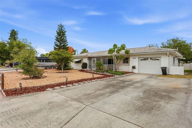 11422 62ND AVENUE, Seminole, FL 33772