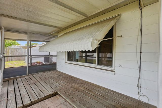 11422 62ND AVENUE, Seminole, FL 33772