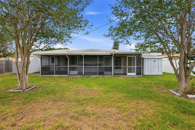 11422 62ND AVENUE, Seminole, FL 33772