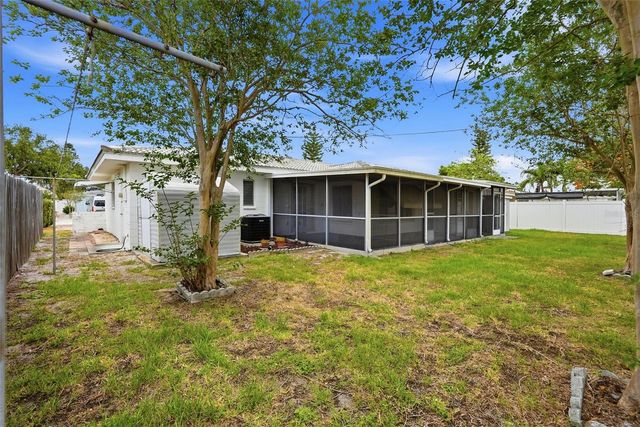 11422 62ND AVENUE, Seminole, FL 33772
