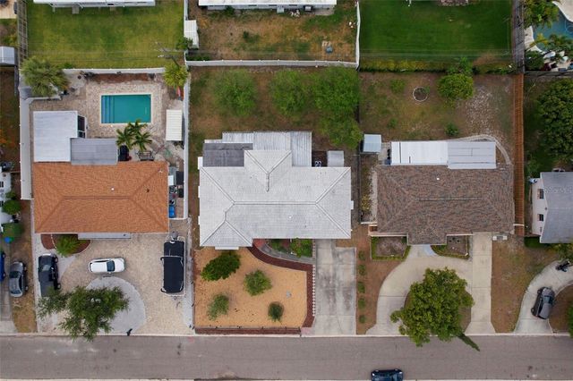 11422 62ND AVENUE, Seminole, FL 33772