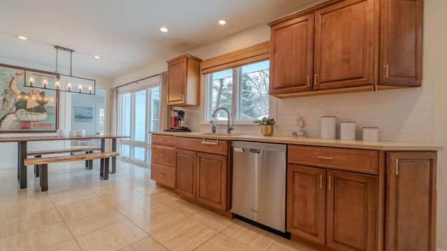 1008 N Roeske Avenue, Michigan City, IN 46360