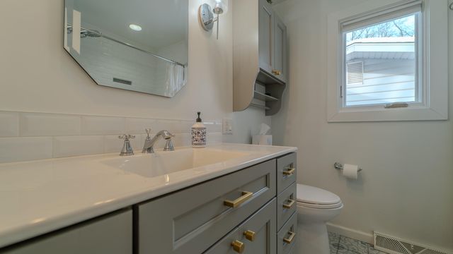 1008 N Roeske Avenue, Michigan City, IN 46360