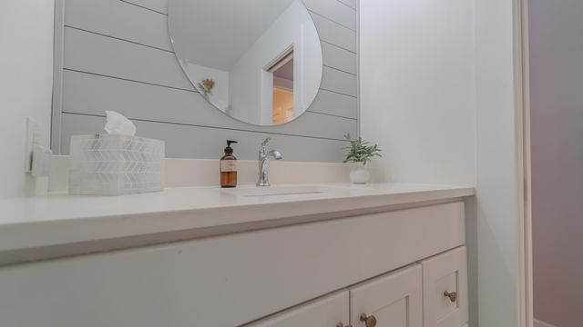 1008 N Roeske Avenue, Michigan City, IN 46360