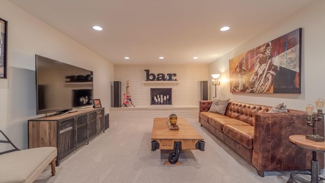 1008 N Roeske Avenue, Michigan City, IN 46360