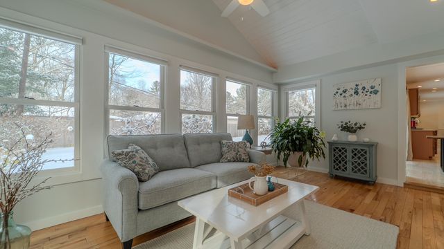 1008 N Roeske Avenue, Michigan City, IN 46360