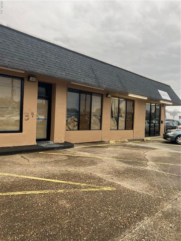 2498 Airline BLVD, Portsmouth, VA 23701