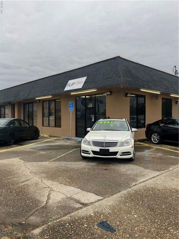 2498 Airline BLVD, Portsmouth, VA 23701