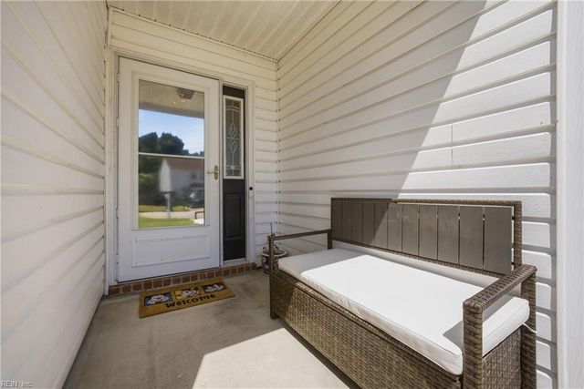 893 Riverbend RD, Virginia Beach, VA 23452