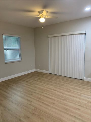 1524 18TH AVENUE N, St Petersburg, FL 33704