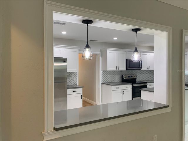 1524 18TH AVENUE N, St Petersburg, FL 33704