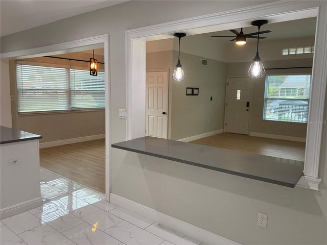 1524 18TH AVENUE N, St Petersburg, FL 33704