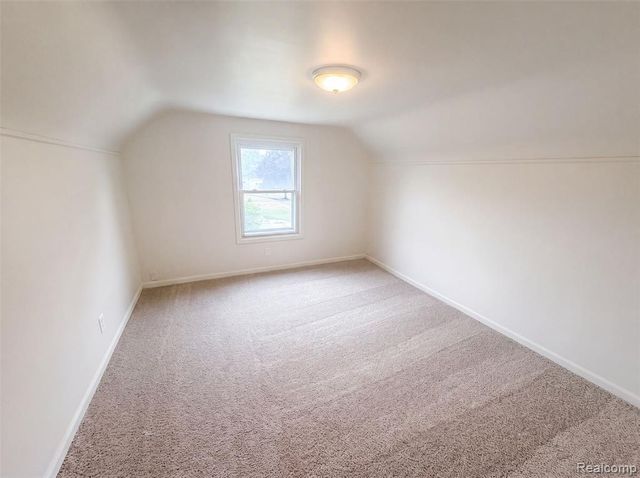 17590 Eastland Street, Roseville, MI 48066