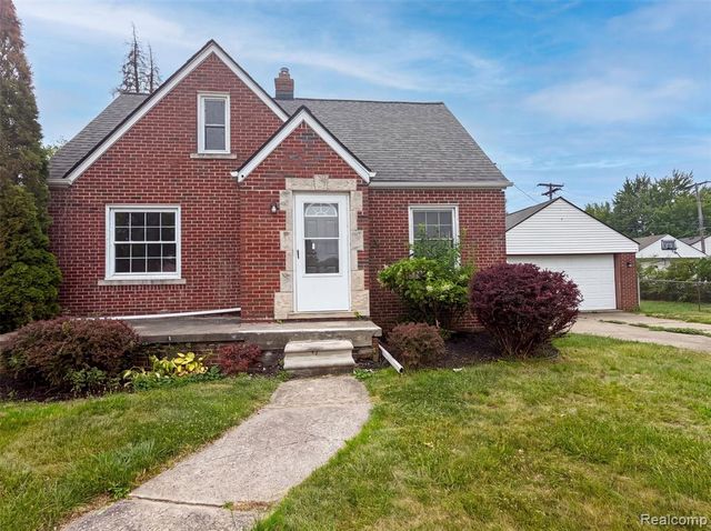 17590 Eastland Street, Roseville, MI 48066