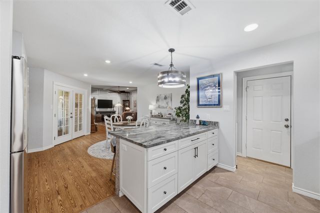 1503 Frontier Drive, Arlington, TX 76012