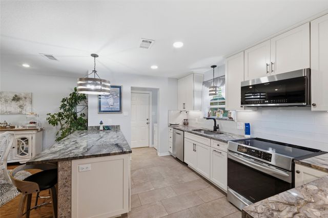 1503 Frontier Drive, Arlington, TX 76012