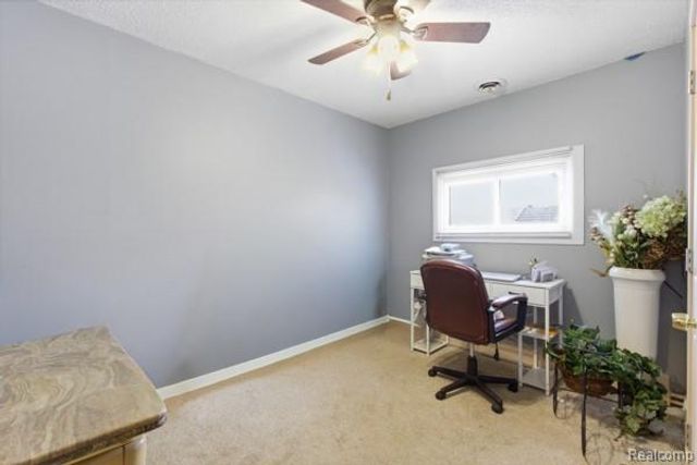 27320 Grandmont Street, Roseville, MI 48066