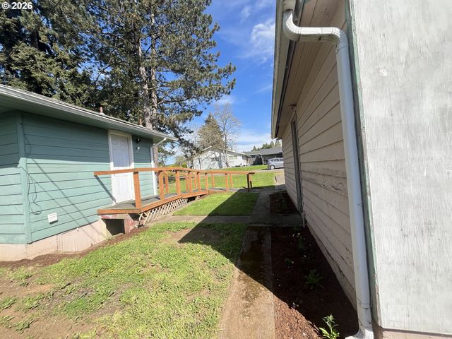 3515 I St, Vancouver, WA 98663