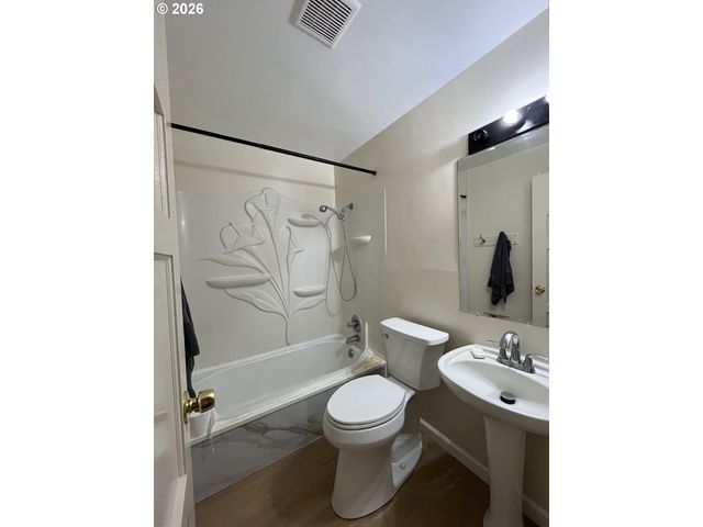 3515 I St, Vancouver, WA 98663