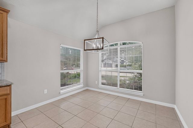 9704 Grandview Drive, Denton, TX 76207