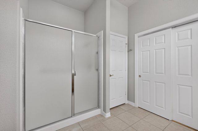 9704 Grandview Drive, Denton, TX 76207