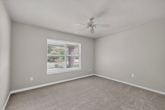 9704 Grandview Drive, Denton, TX 76207