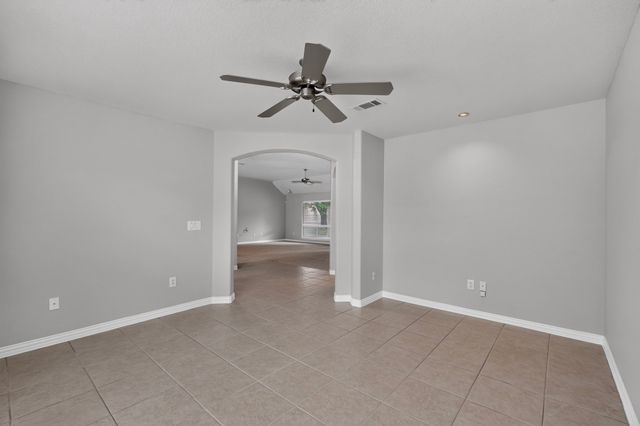 9704 Grandview Drive, Denton, TX 76207