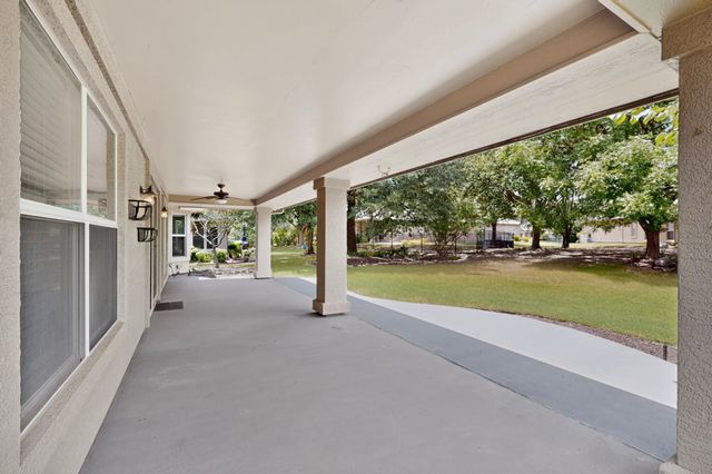 9704 Grandview Drive, Denton, TX 76207