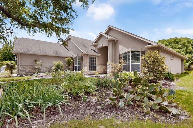 9704 Grandview Drive, Denton, TX 76207