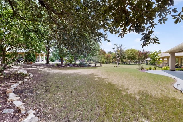 9704 Grandview Drive, Denton, TX 76207