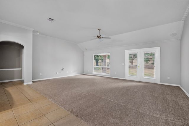 9704 Grandview Drive, Denton, TX 76207